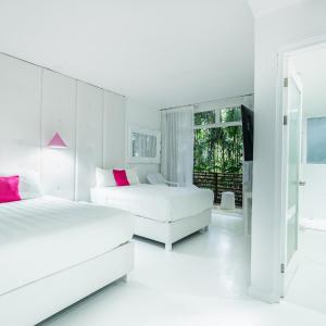 Deluxe Room 2 Double Beds