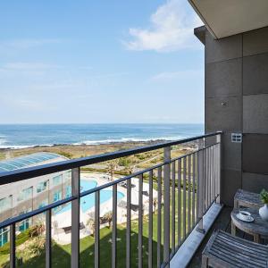 [Free Room Upgrade] Hotel Superior Village View, Twin → Hotel Deluxe Seaside View, Twin