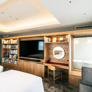 The Premium Book Room [No Smoking] Lounge Access Included