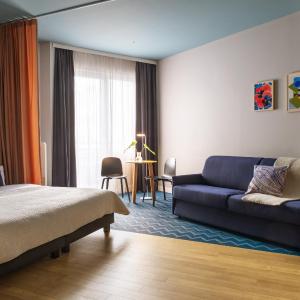 Large Studio with Kitchenette, Balcony and Sofa Bed