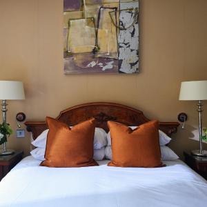 Classic Double or Twin room with Feature