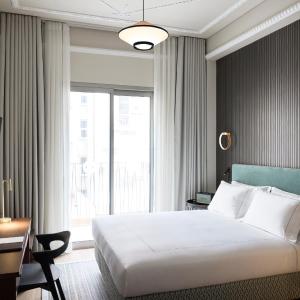 Classic Courtyard Room