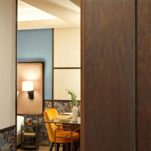 Classic Twin Room with City View