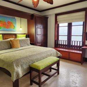 King Suite with Sea View