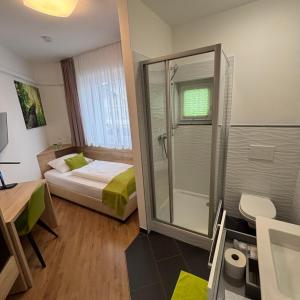 Standard Single Room with Shower