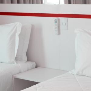 Two-Bedroom Apartment (1 Queen & 2 Single Beds)