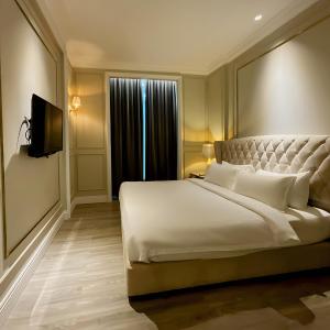 Three-Bedroom Suite