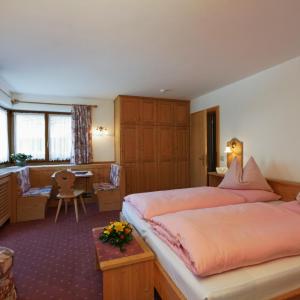 Triple Room with Balcony