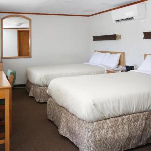 Standard Double Room with Two Double Beds - Non-Smoking