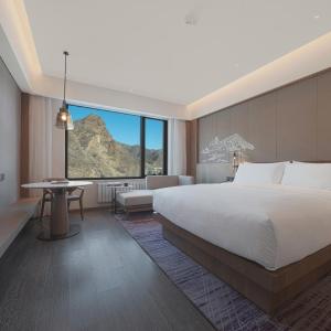 King Room with Forest View
