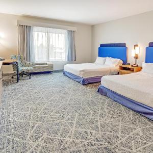 Queen Room with Two Queen Beds - Mobility Access/Non-Smoking