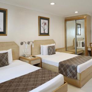 Deluxe Twin Room with Kitchenette 