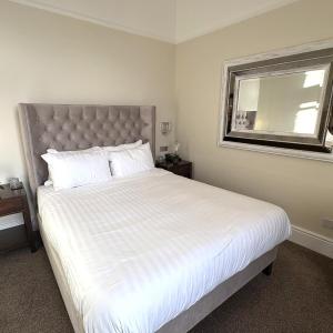 Cozy Double Room