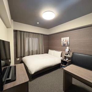 Comfort Double Room with Small Double Bed - Non-Smoking - Cleaning Every 3 Days