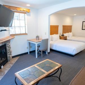 Queen Room with Two Queen Beds - Disability Access