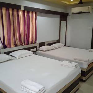 Classic Quadruple Room