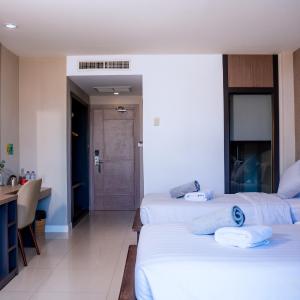 Superior Double or Twin Room with Sea View