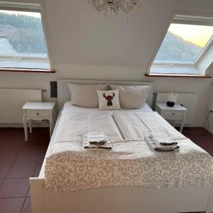 Double Room with Private External Bathroom