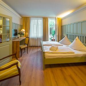 Double Room with Terrace