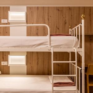 5-Bed Mixed Dormitory Room