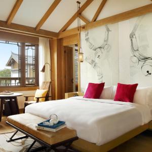Premium King Room