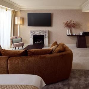 Suite with Spa Bath