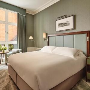 Courtyard Superior Room