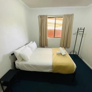 Standard Two-Bedroom Motel Unit - Sleeps 4 - Not Pet Friendly