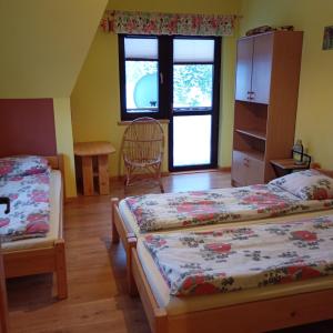 Apartment with Terrace and Kitchen