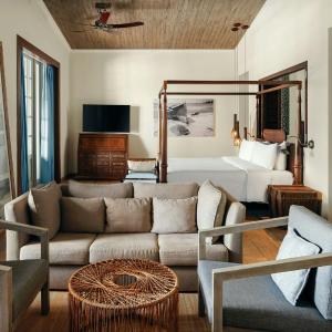 Manor House Spa Suite