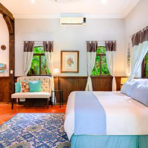 King Room with Garden View