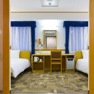 Accessible Twin Room - Non-Smoking
