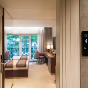 Sapphire Twin Room