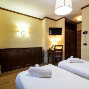 Double Room with Extra Bed