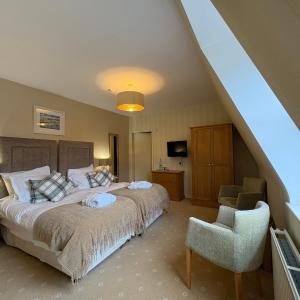 Classic Twin Room