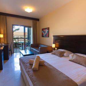 Superior Double Room with Garden Terrace