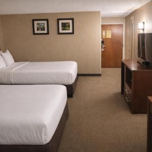 Double Room with Two Double Beds - Accessible/Non-Smoking