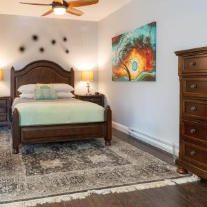 Queen Room with Garden View