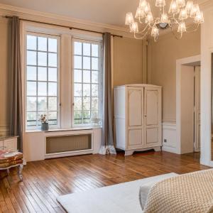 King Suite with Spa Bath