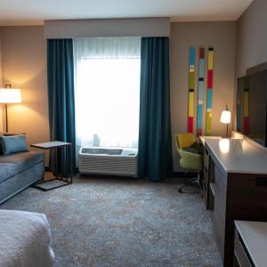 King Room with Sofa Bed - Non-Smoking