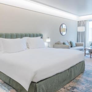 Junior King Suite - High Floor