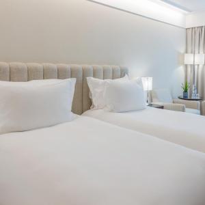 High Floor Standard Twin Room