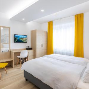 Economy Single Room