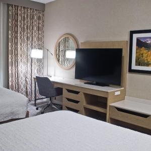 Room with Two Queen Beds - Non-Smoking