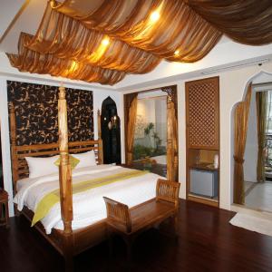 Queen Suite