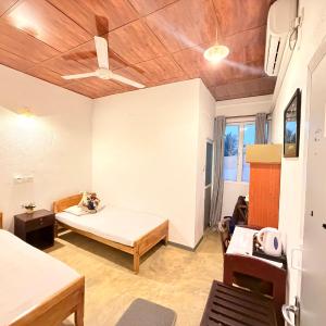 Small Twin Room