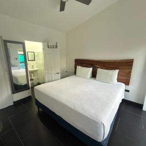 King Room with Balcony