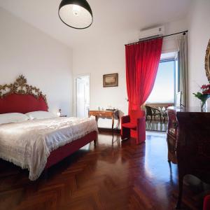 Deluxe Double Room with Balcony and Sea View