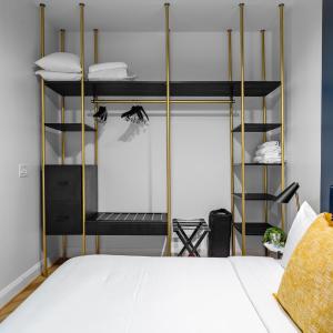 One Bedroom, King (Self Check-in with Virtual Front Desk)