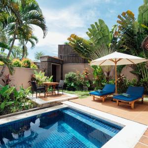 One Bedroom Pool Villa with Outdoor Living Room